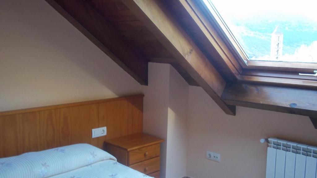 Hostal Pernalle Erill la Vall Ruang foto